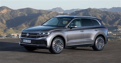 Volkswagen Touareg (ФольксВаген Туарег) .